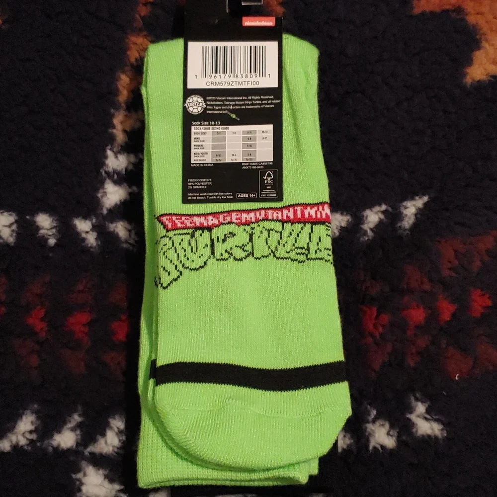 Teenage Mutant Ninja Turtles® Mens Crew Socks 2-Pack  NWT - Picture 2 of 3